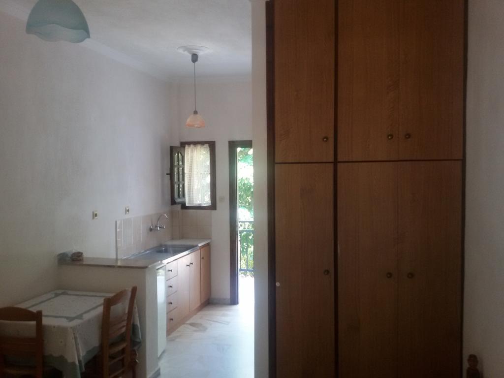 Paparizou Apartments Kokkino Nero Bagian luar foto